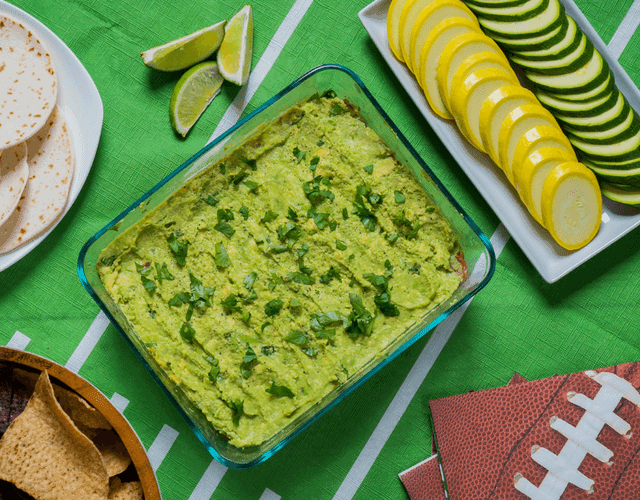 Game Day Southwest Guacamole Dip with Del Monte® Hass Avocados