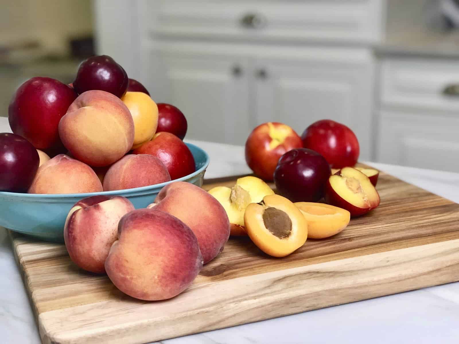 Farm Star Mary's Minutes: Summer Fruit Tips & Health Info